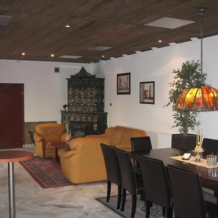 Urokliwy Apartament Nyaraló